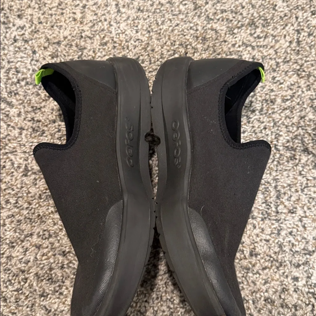 Oofos OOmg eeZee Low Womens Black Recovery Slip On Comfort Shoes 11 - Image 6