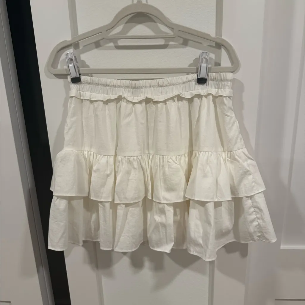 Vici White Tiered Skirt - Image 4