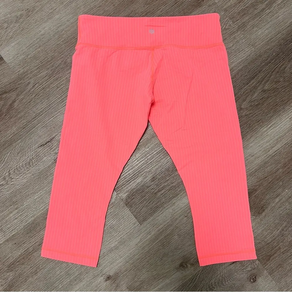 Lululemon Wunder Under Cropped Leggings G2* - Image 3