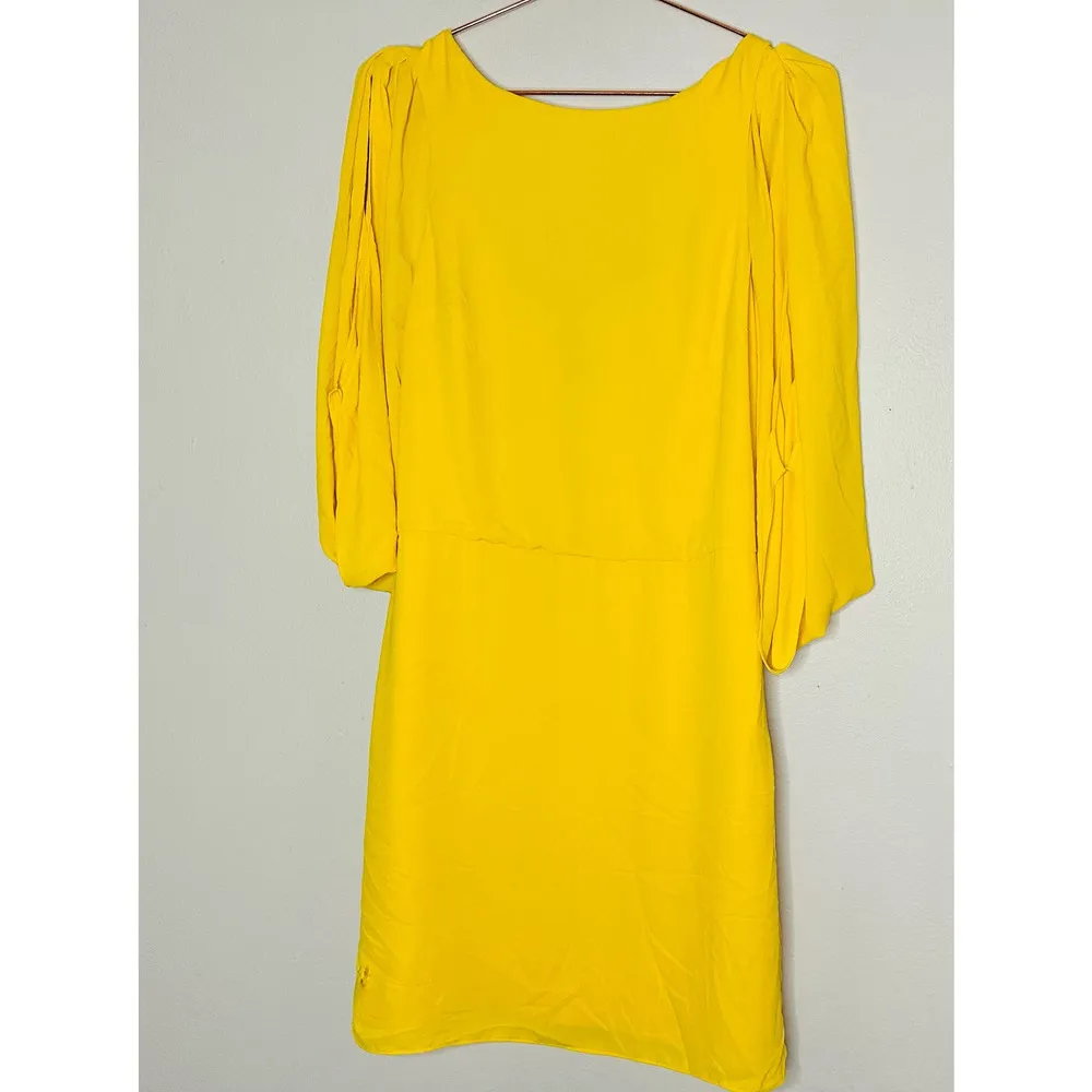 HALSTON HERITAGE Yellow Silky Georgette Cape Sleeve Open Back Mini Dress Size 4 - Image 4