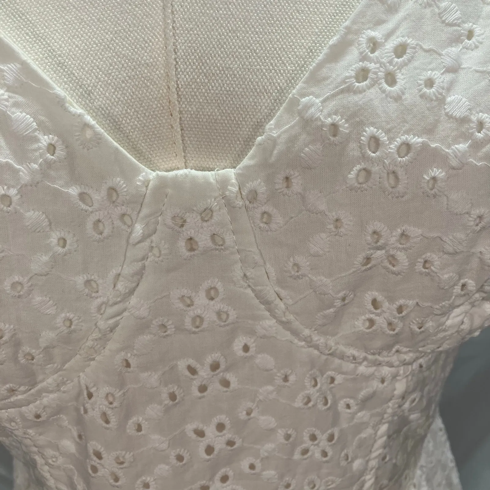 Selfie Juniors White Eyelet Dress Large Cotton Sleeveless Cute Summer Graduation - Image 4