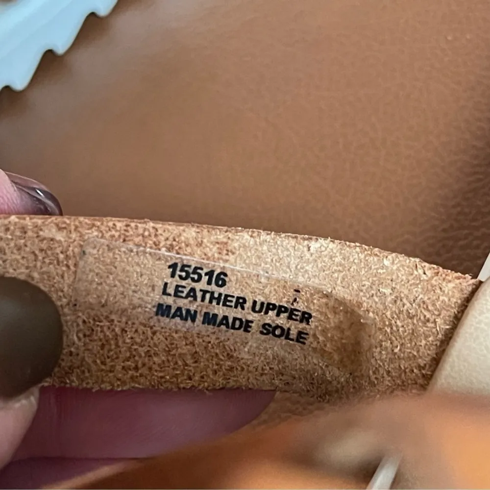 Barbara Barbieri / Leather T - Image 8