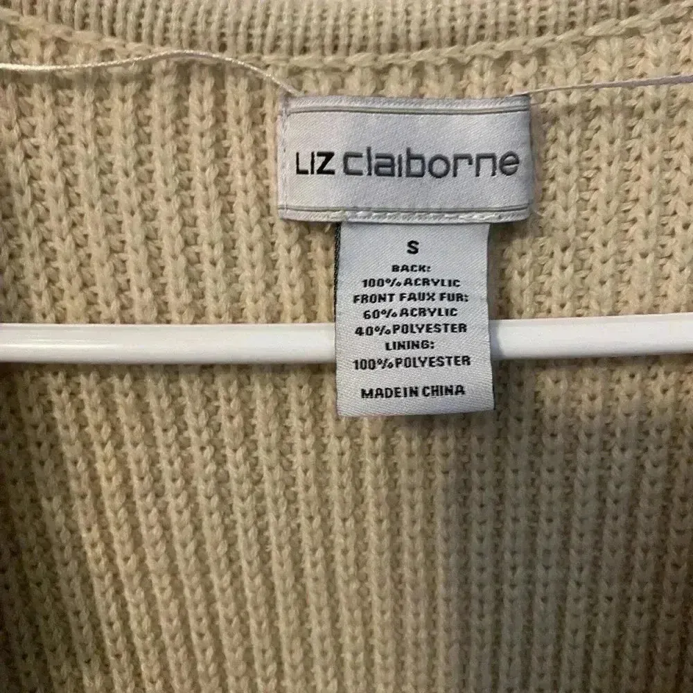 Faux‎ Fur Sleeveless Open Front Sweater Vest Pockets Size Small - Image 5