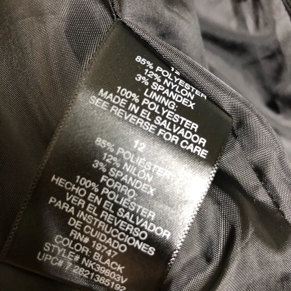 Norma Kamali Black Micro Corduroy Blazer - Image 8