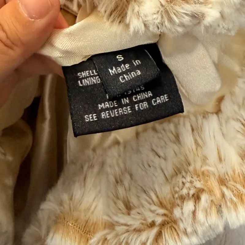 Dale Dressin Ruffle Open Front Faux Fur Coat Cream Small Statement Old Hollywood - Image 6