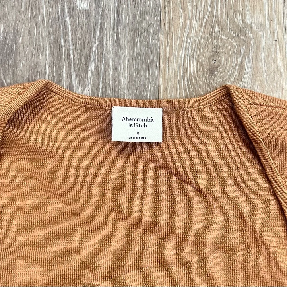 Abercrombie & Fitch Long Sleeve Sweetheart Knit Top - Image 2