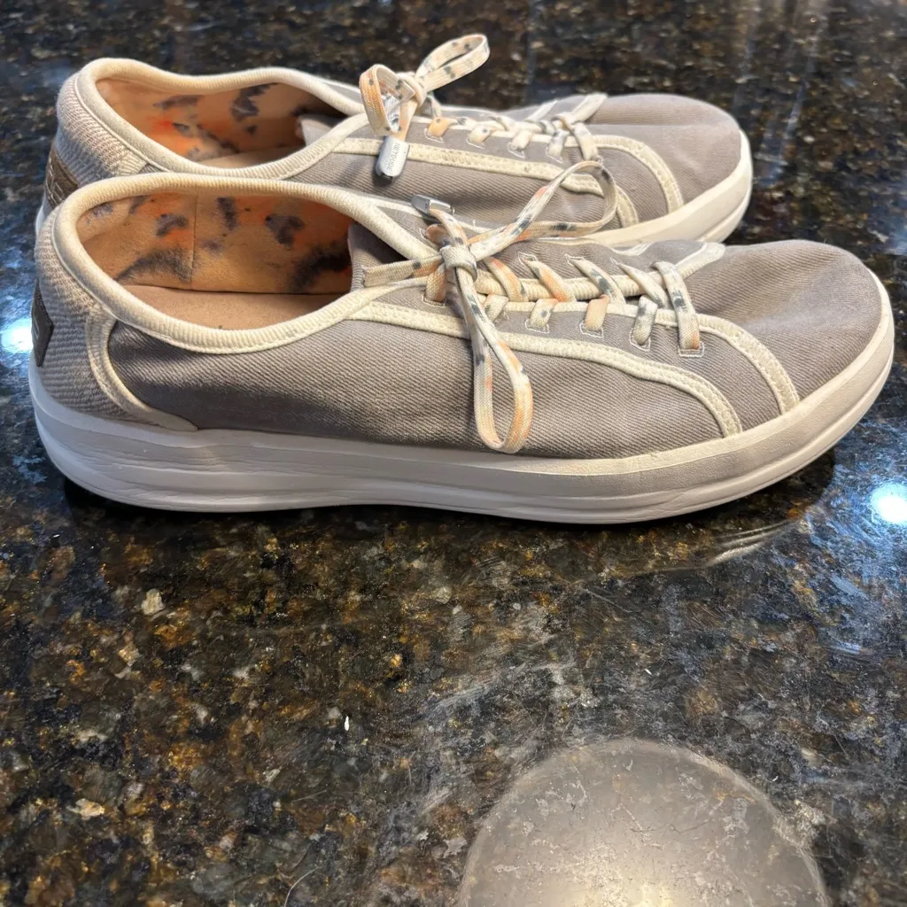 HEY DUDE Karina Joy Stone Grey Slip On Casual Comfort Shoes Womens Sz US 8 EU 39 - Image 4