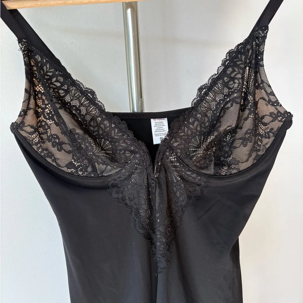 Sophisticated Black Lace Slip Dress - Image 3