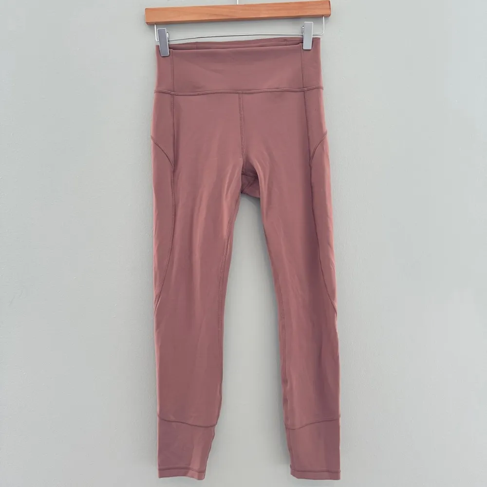 Lululemon In Movement Leggings 25" Everlux - Image 3