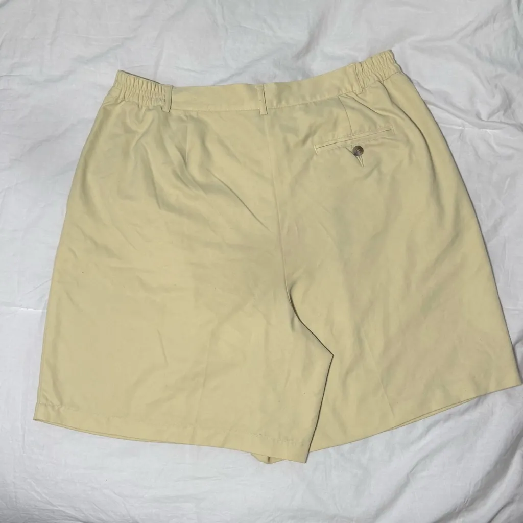 IZOD ladies short - Image 2