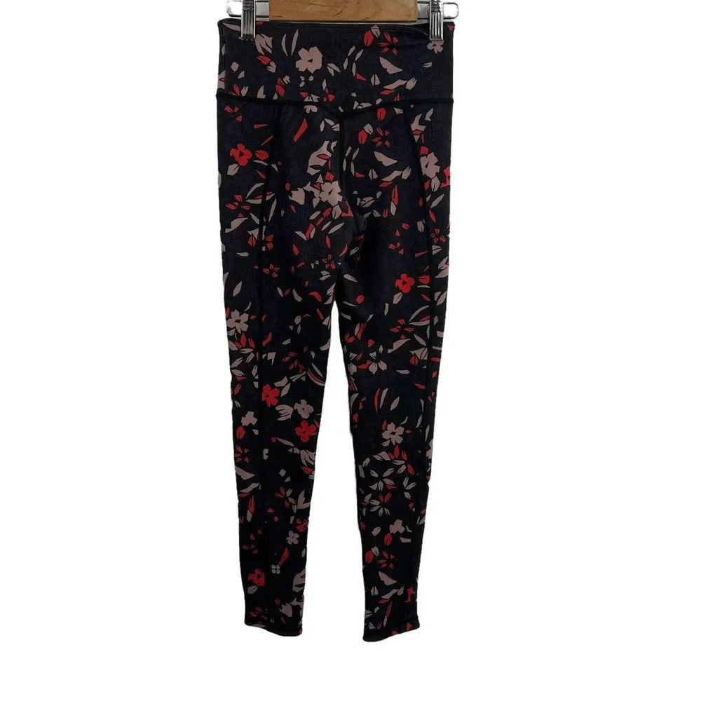 Sweaty Betty All Over Floral Legging - Image 3