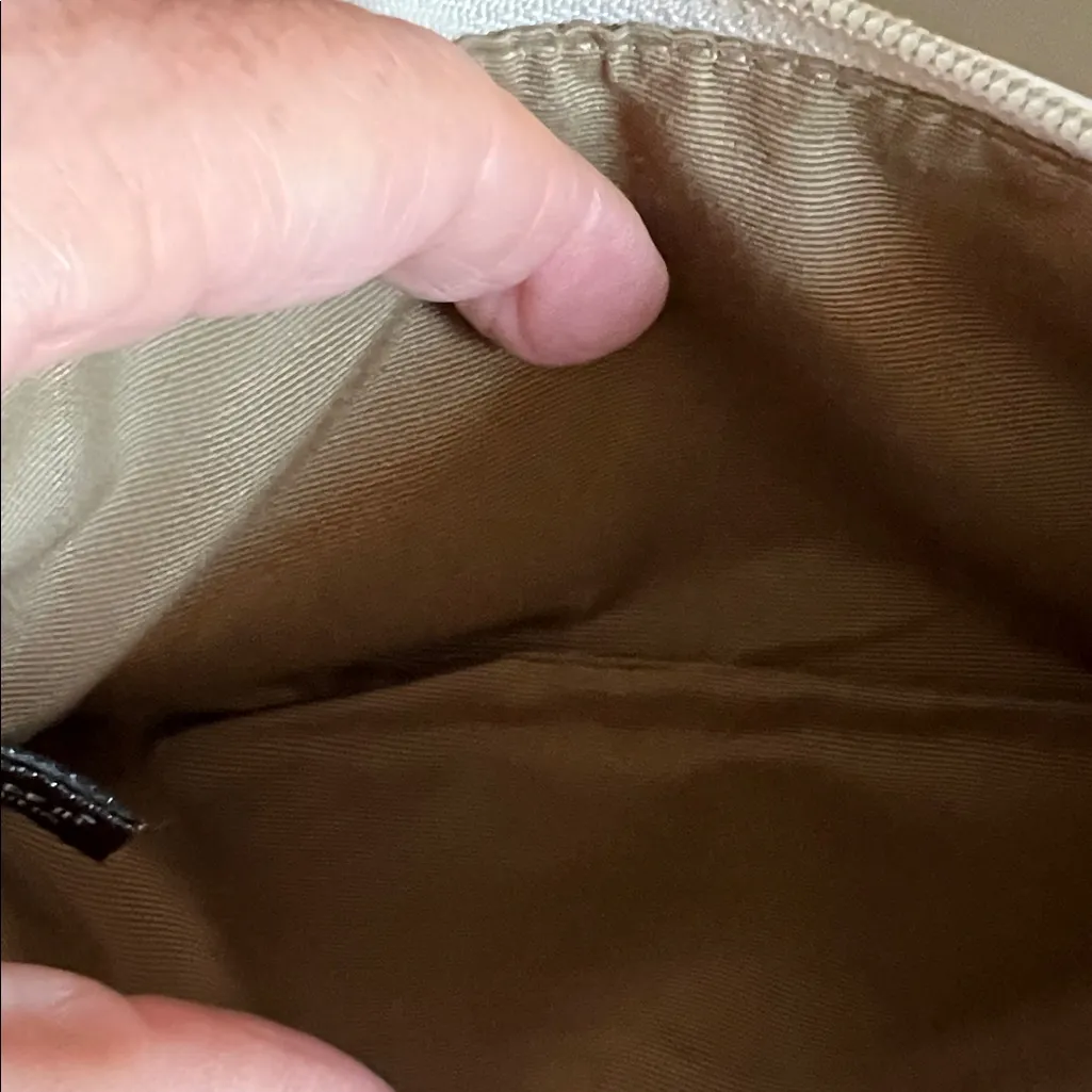 Coach Blue and White Leather Wristlet - Image 9