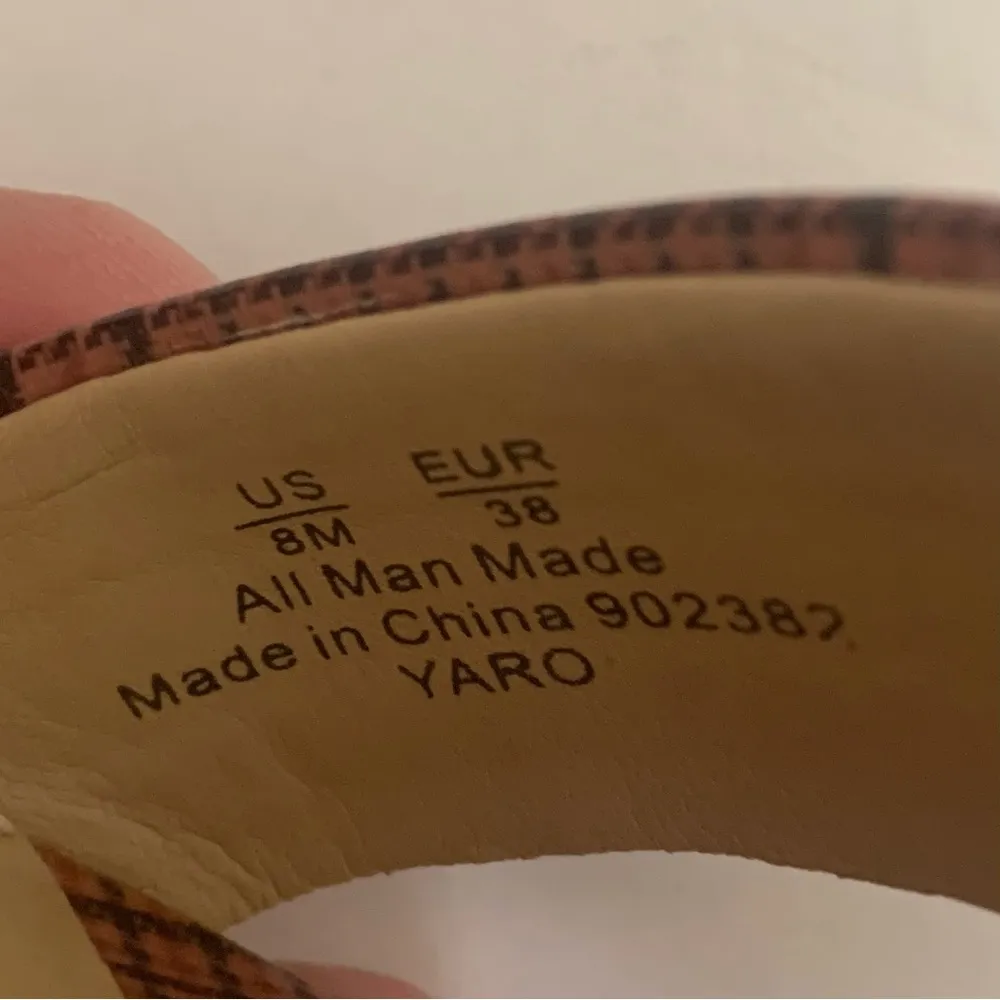 EUC  Yaro Pink Black Plaid Ankle Strap Sandals Size 8M - Image 11