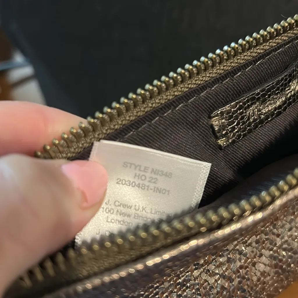 Madewell Gold/Silver Clutch Bag EUC - Image 3