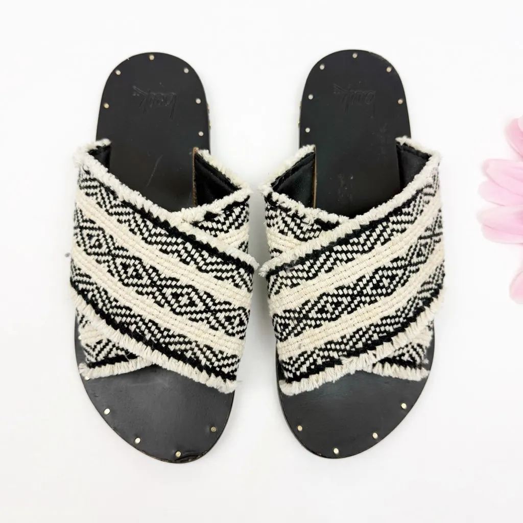 Beek Mamu Slide Sandals Woven Macrame Leather Black White Boho Bohemian Size 8 - Image 3