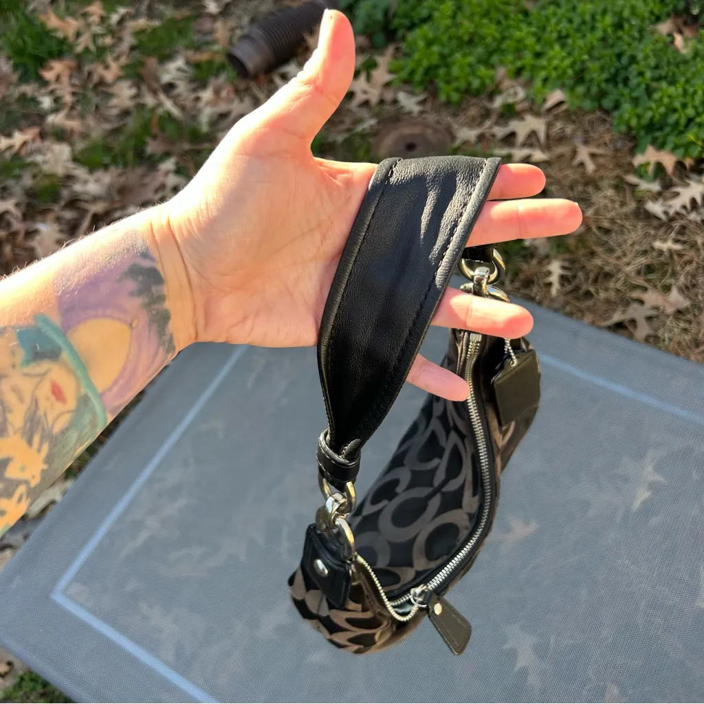 COACH Kristin Signature Logo OP Art Hobo Bag black silver Shoulder Purse y2k - Image 7