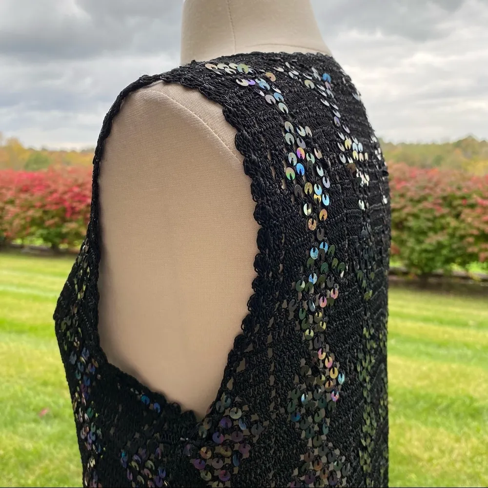 Donna Gray Black Sleeveless Sequin Knit Top Size L - Image 7