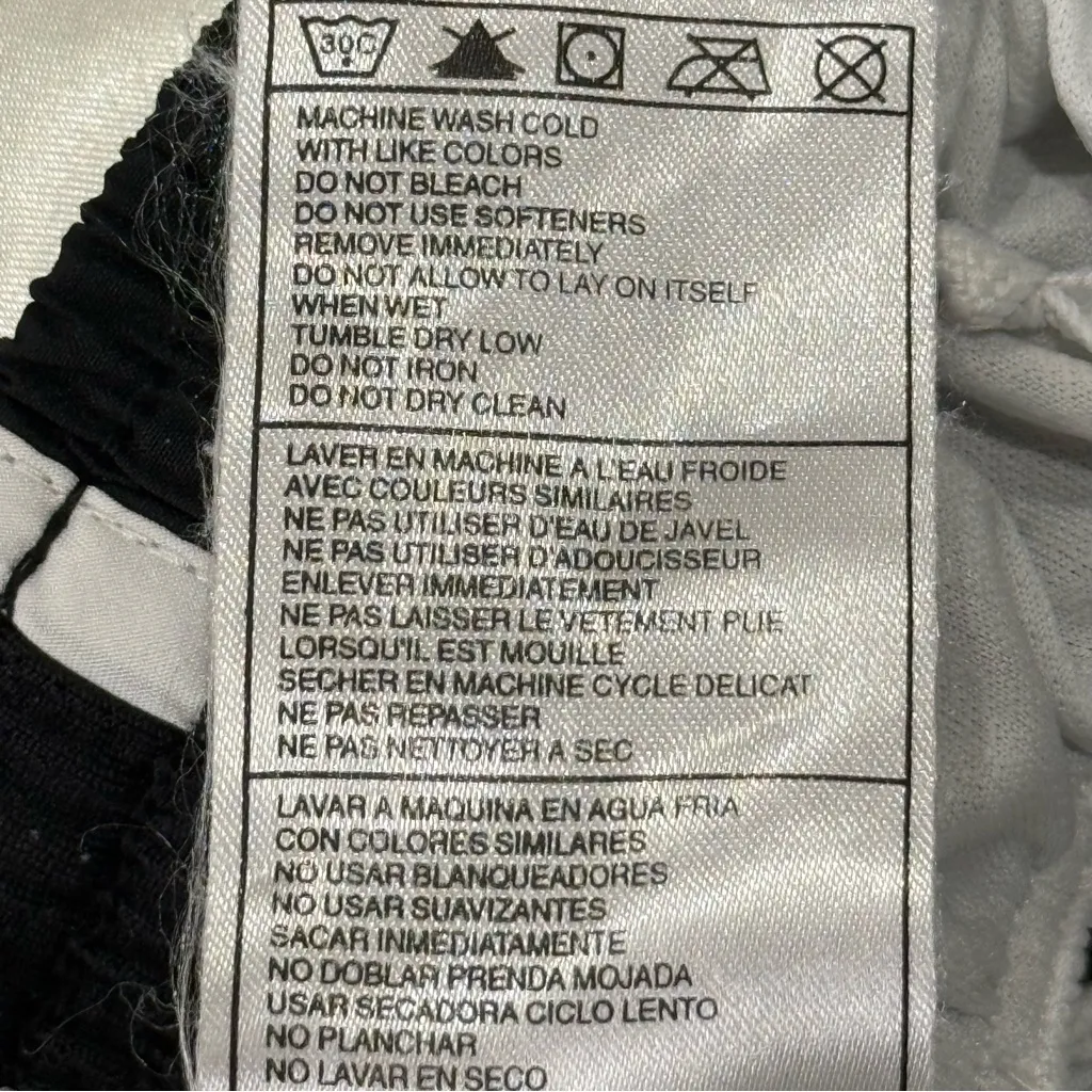 Nike Womens Dri-FIT Tempo Mid-Rise Brief-Lined Running Shorts XS Black White - Image 10