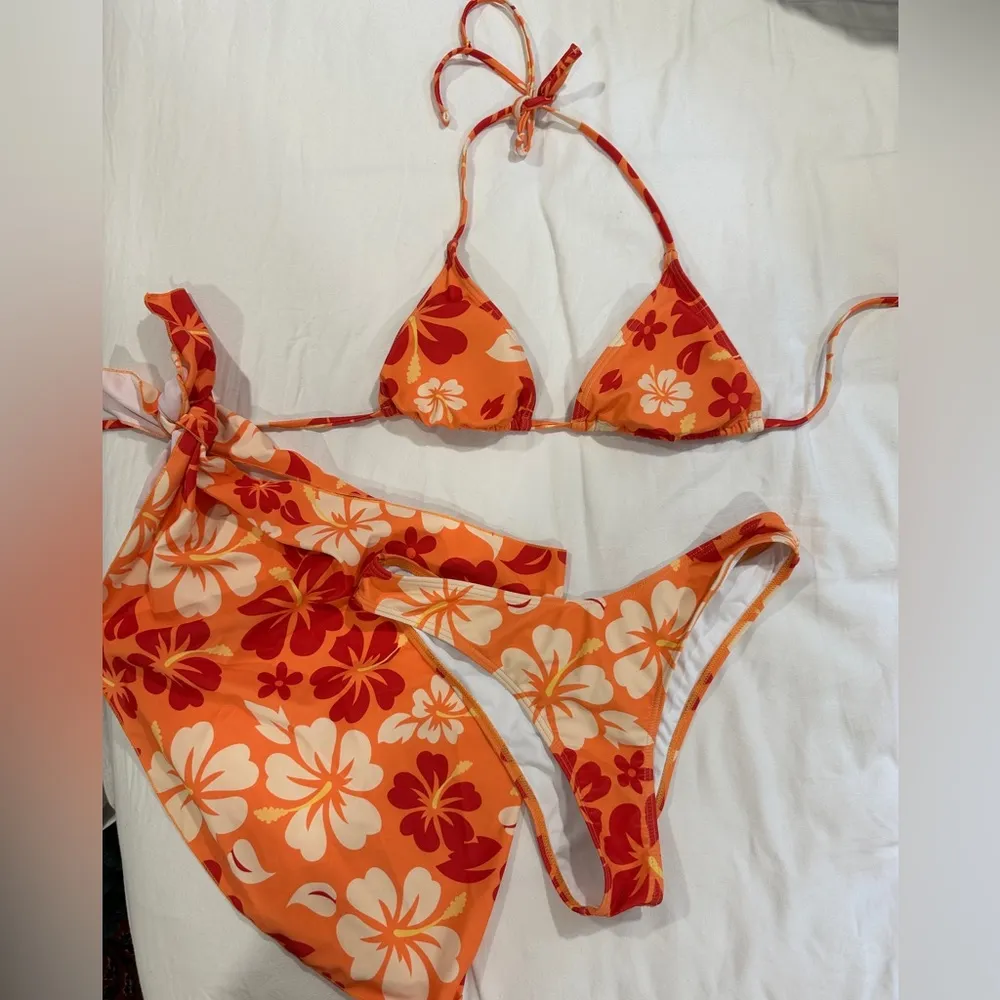 SHIEN 3pack Floral Triangle Bikini Swimsuit & Beach Skirt - Image 3