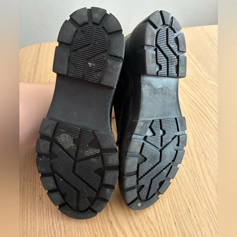 Madden Girl  Black Combat Boots 7.5 - Image 7