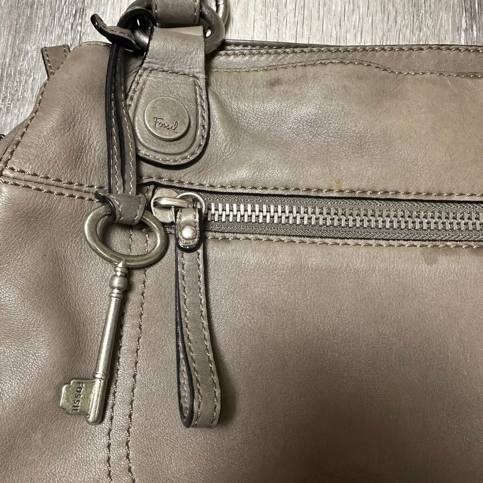 Fossil Gray Leather Satchel Shoulder Bag - Image 4