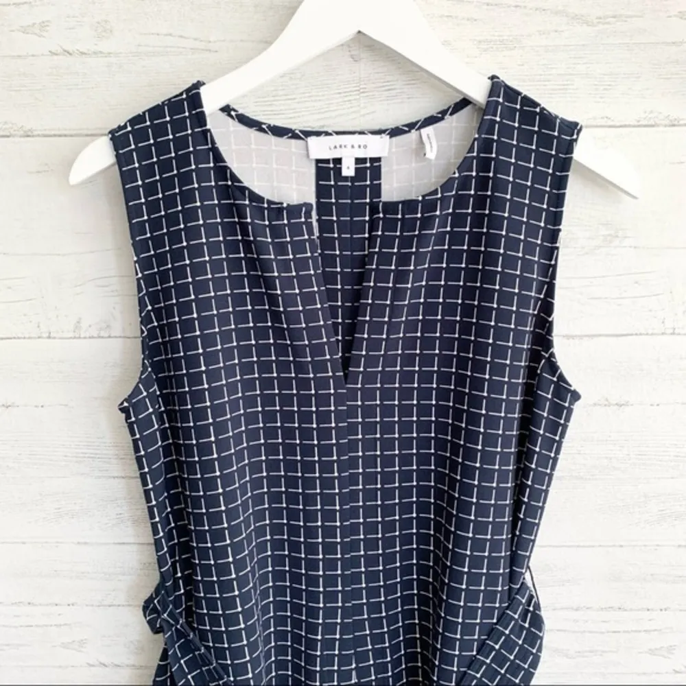 Lark & Ro Crew Split Neck Navy and White A - Image 6