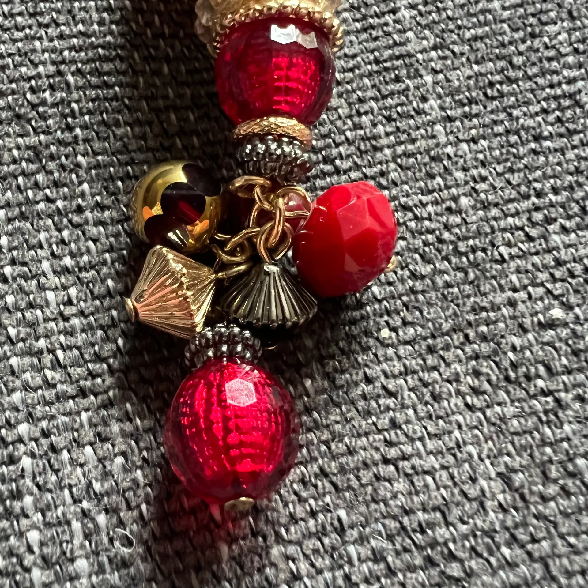 New NWT Red Gold Stacked Bead Necklace  - Image 5