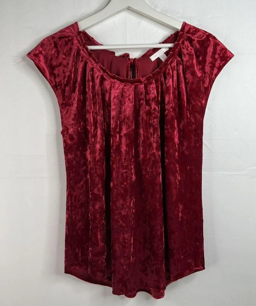 LC Lauren Conrad Size S Velvet Pleated Top Red Short Cap Sleeve Keyhole Back - Image 3
