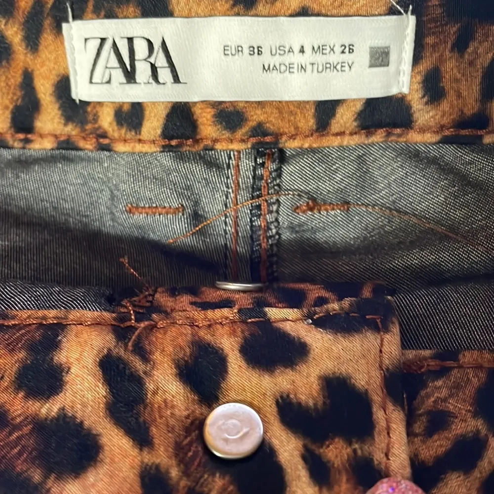 NWT Zara Animal Print Leopard ZIPPER  Pants  Leggings  SZ-4 Bloggers Fav - Image 7