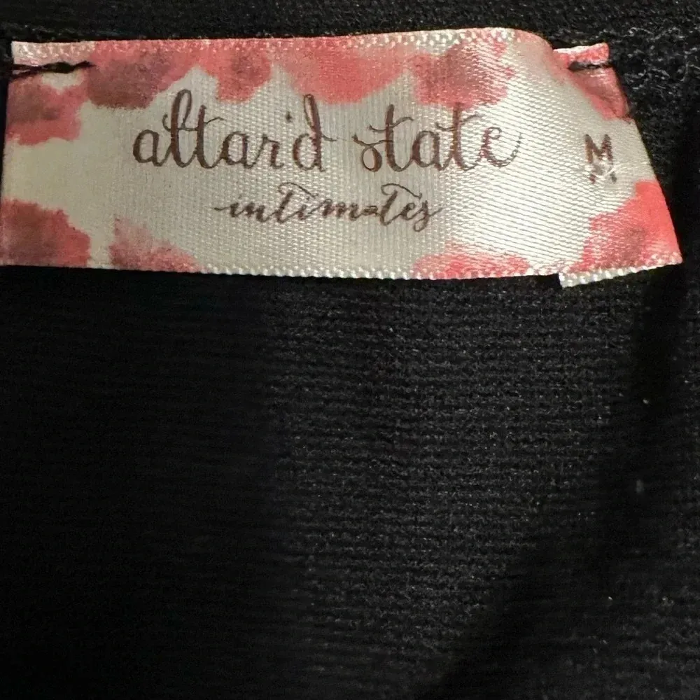 Altar’d State Cropped Tank Top Women’s Size Medium Black Sleeveless - Image 3