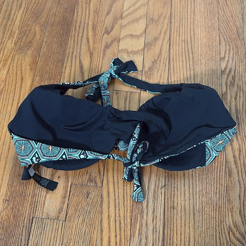 Coco Reef Reversible Verso Bikini Top All over‎ pattern black 36/38DD NWOT - Image 5