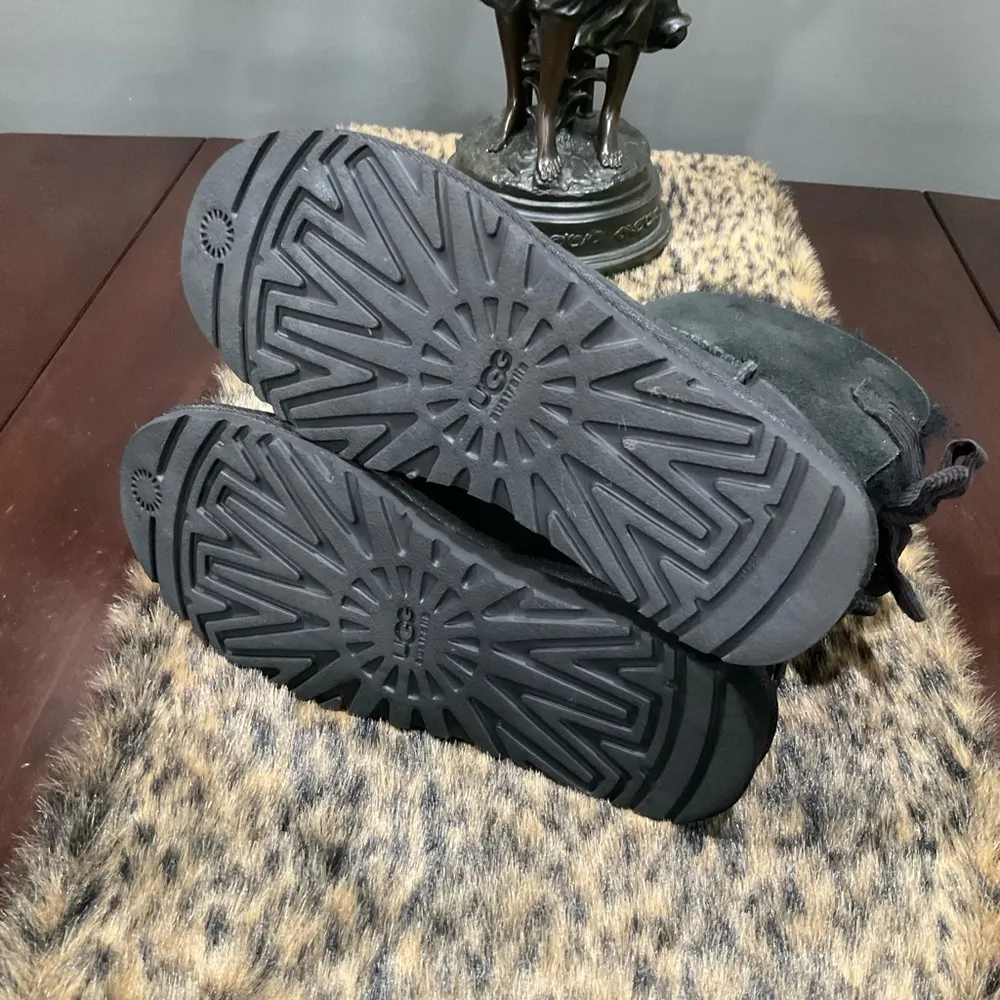 UGG CORDUROY SINGLE BOW BOOTS - Image 3