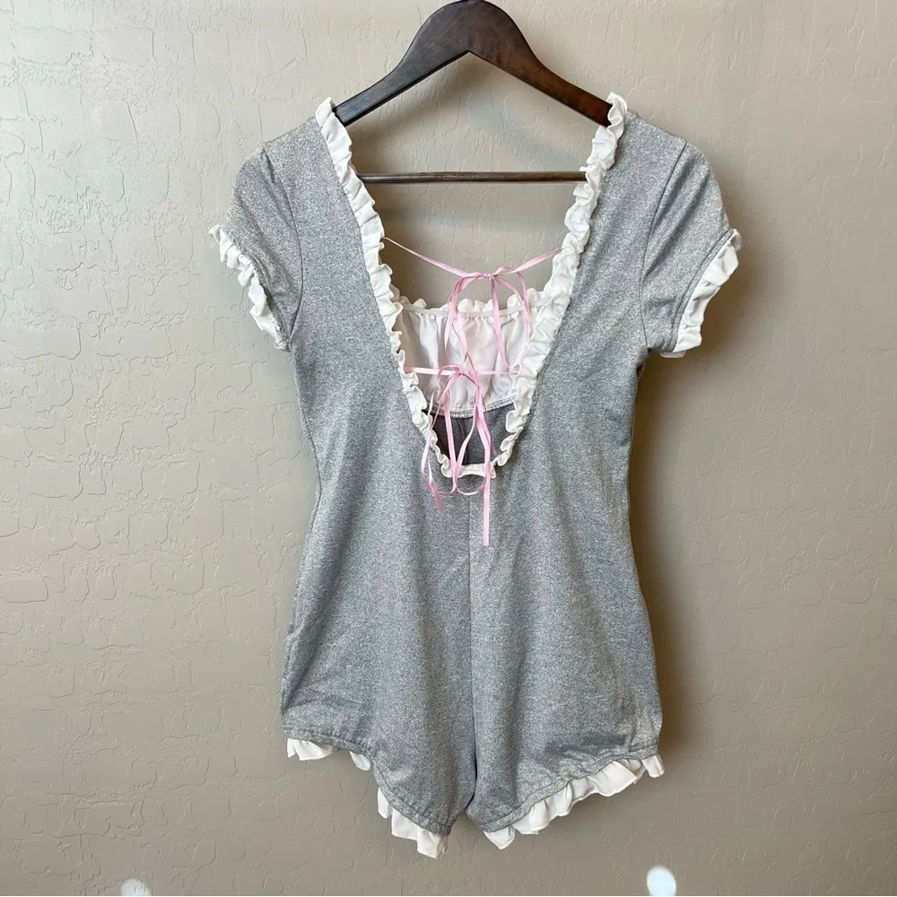 SheIn  stretchy unitard, ruffle hem, pull up, grey and white, sz L, NWOT - Image 5