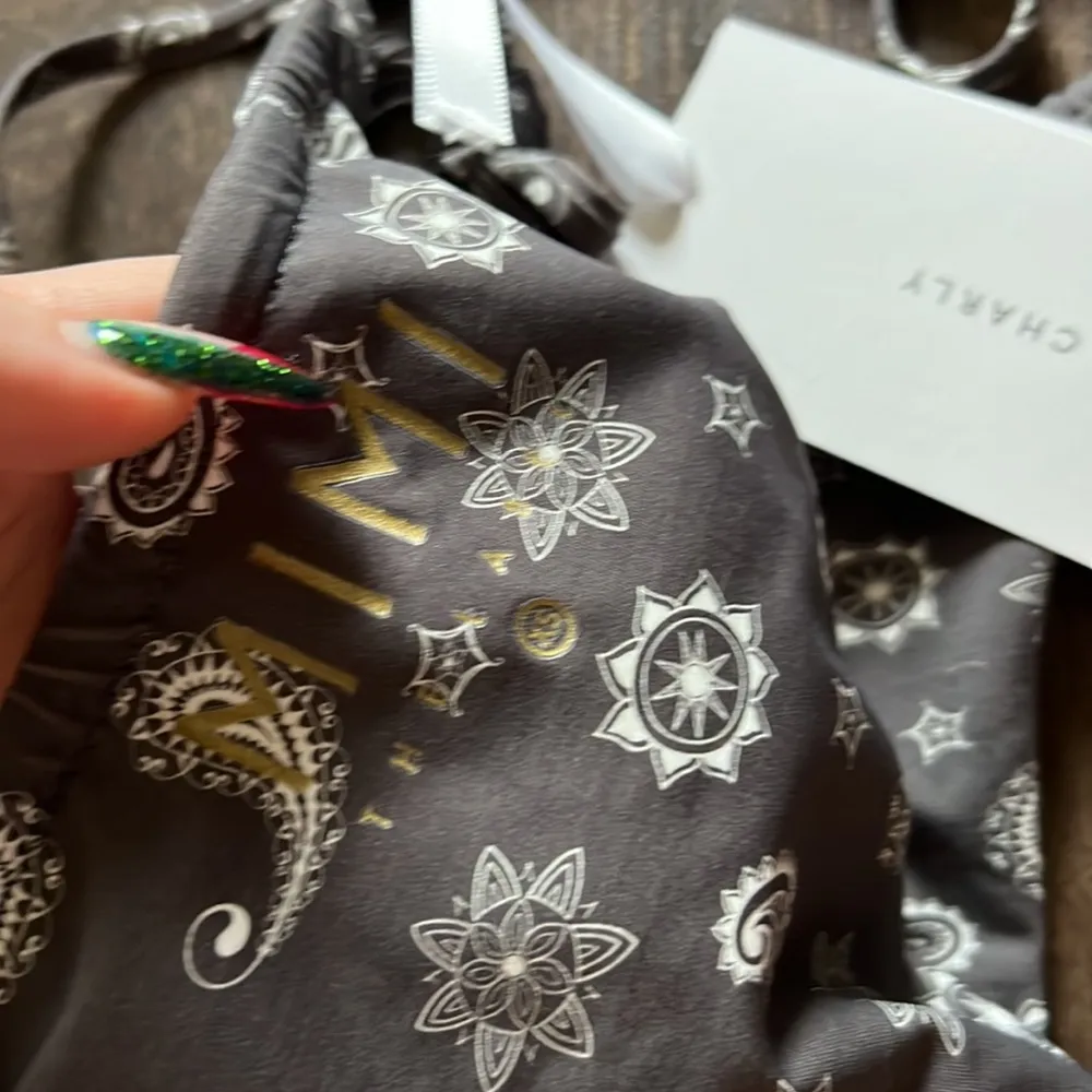 THE CHARLY - Image 4