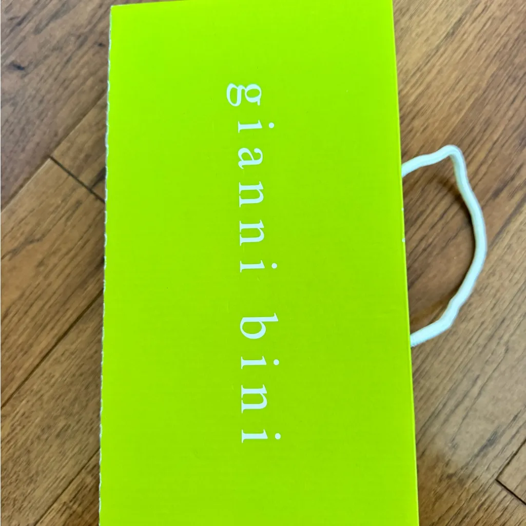 Gianni Bini, the Azurie Suede Studded
Slingback Pumps Size 8 new in box - Image 5