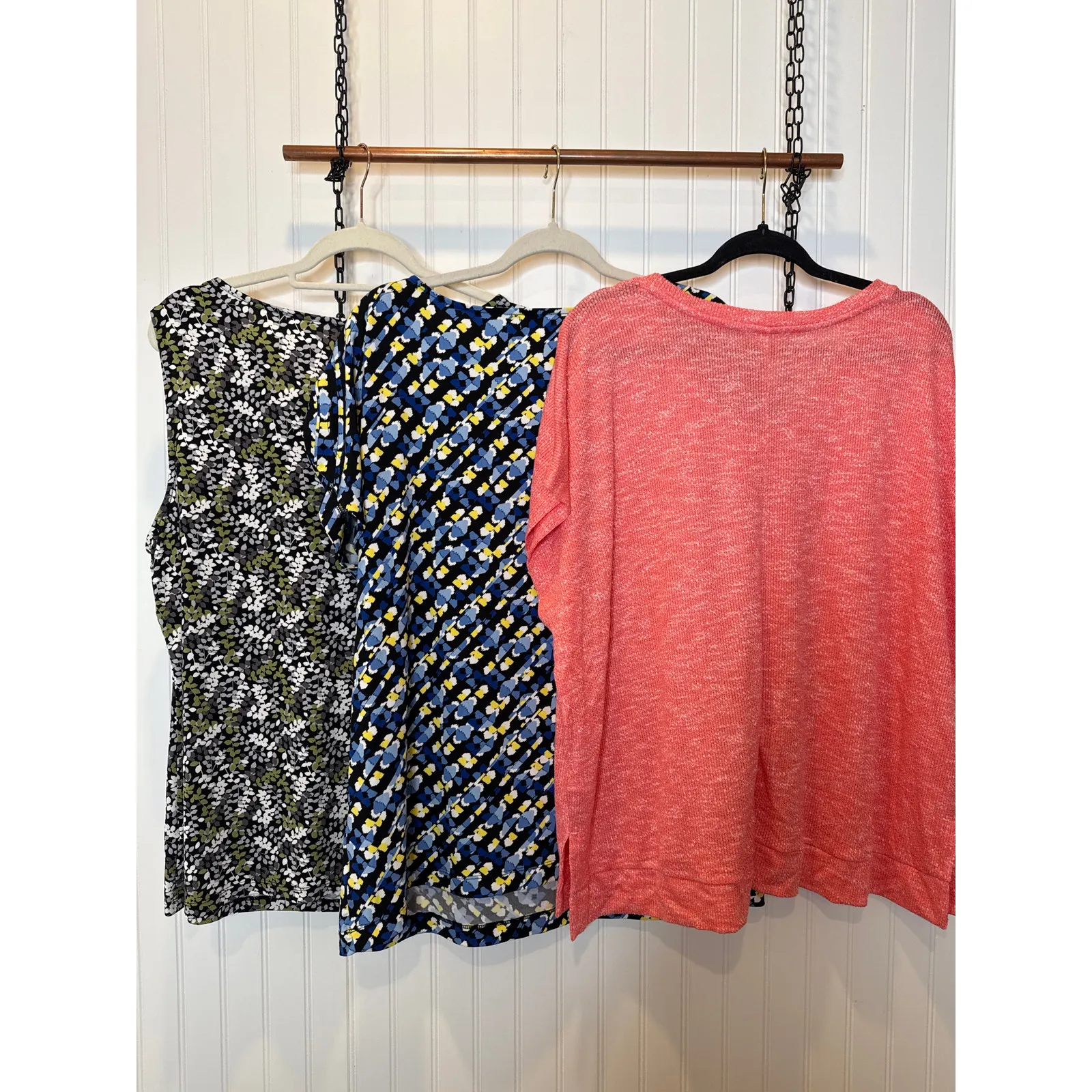 Liz Claiborne LOT OF 3 - Sleeveless & Short Sleeves Tee Shirt Bundle Size 2X - Image 2