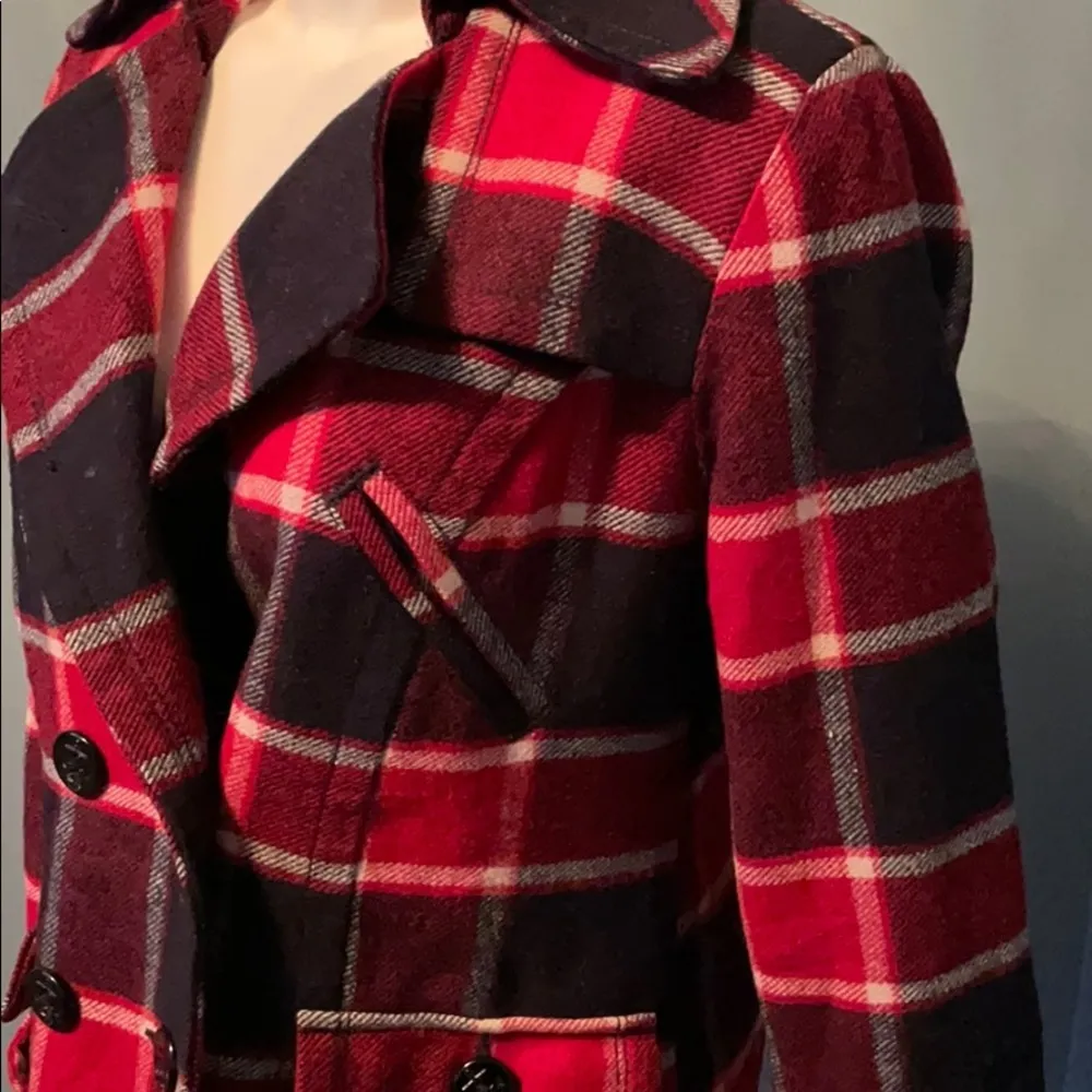 American Eagle Red & Navy Plaid Wool Pea Coat Medium - Image 4