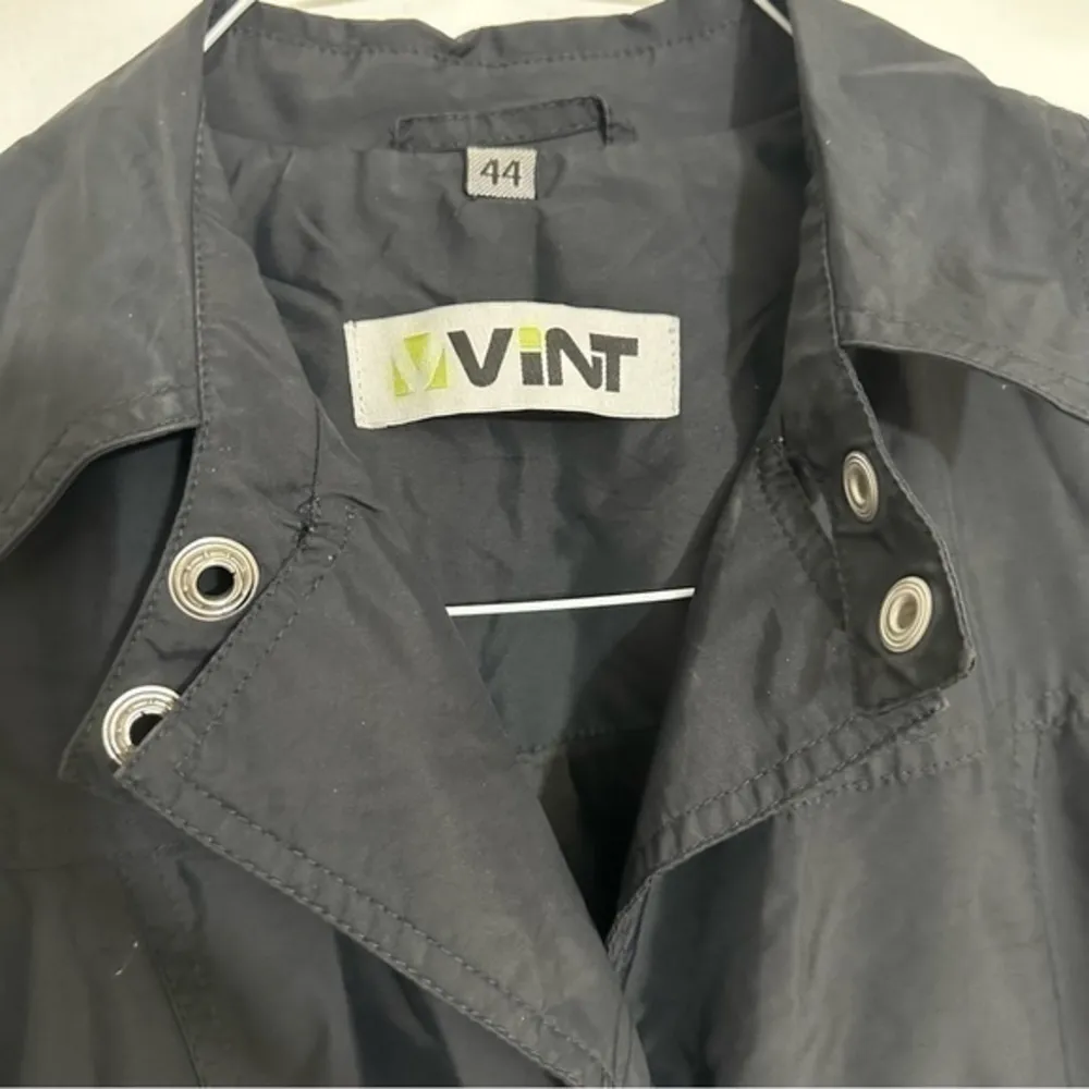 Women’s black trench coat Size xsmall - Image 9