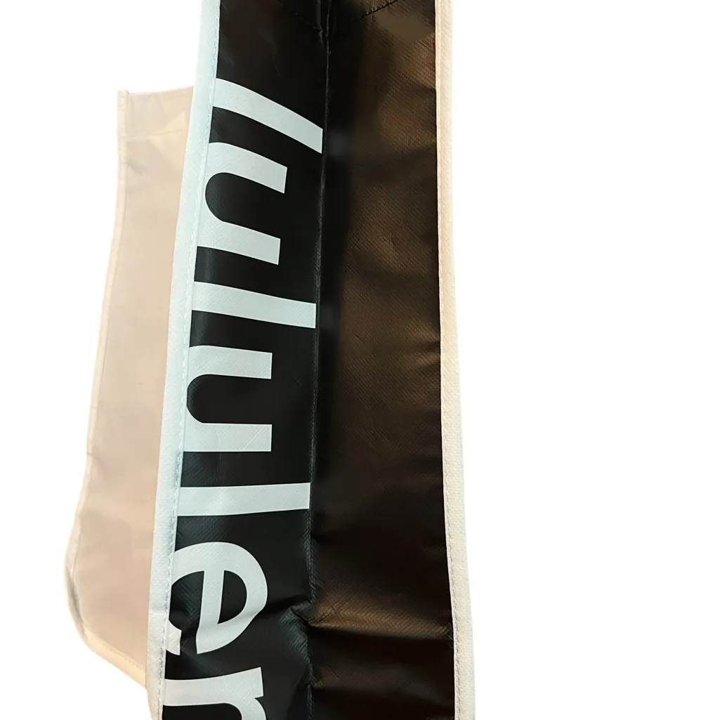 Lululemon Athletica Cream Tote Bag - Image 4