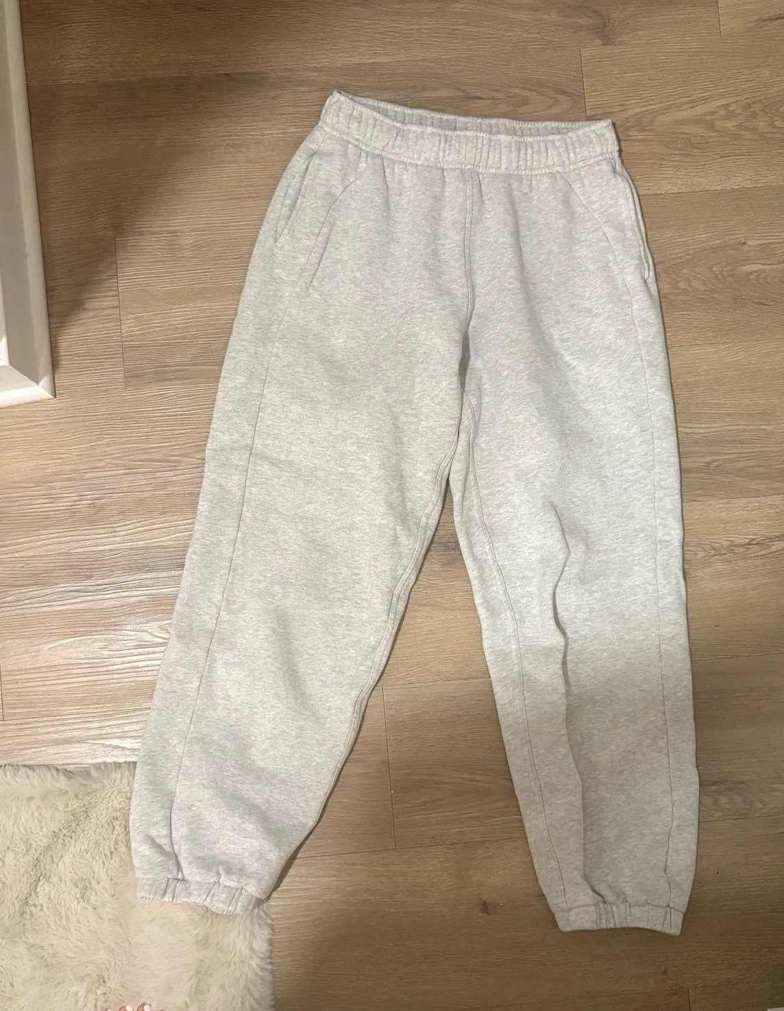 Lululemon scuba joggers in Grey - Image 2