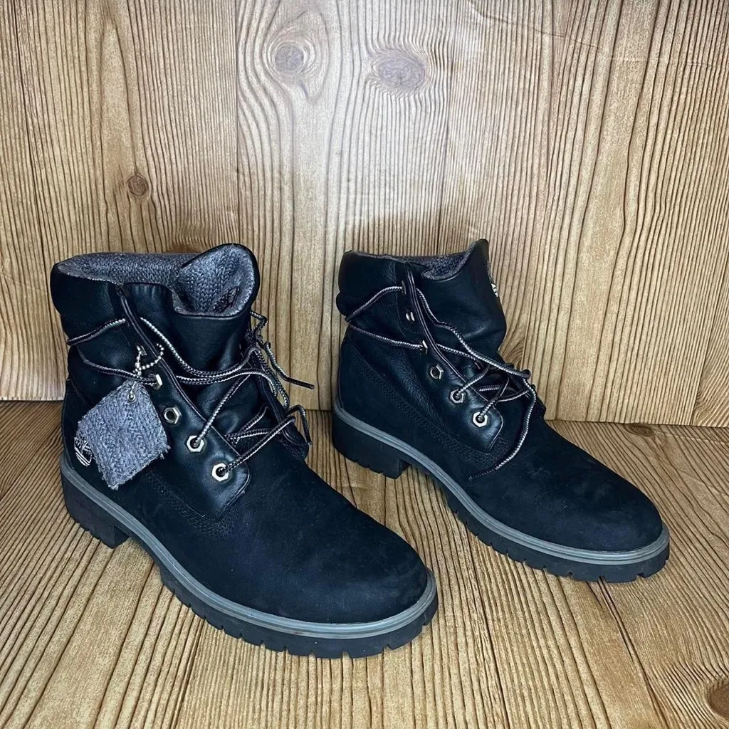 Timberland classic black ankle lace up boots Women’s size 7.5 M - Image 2