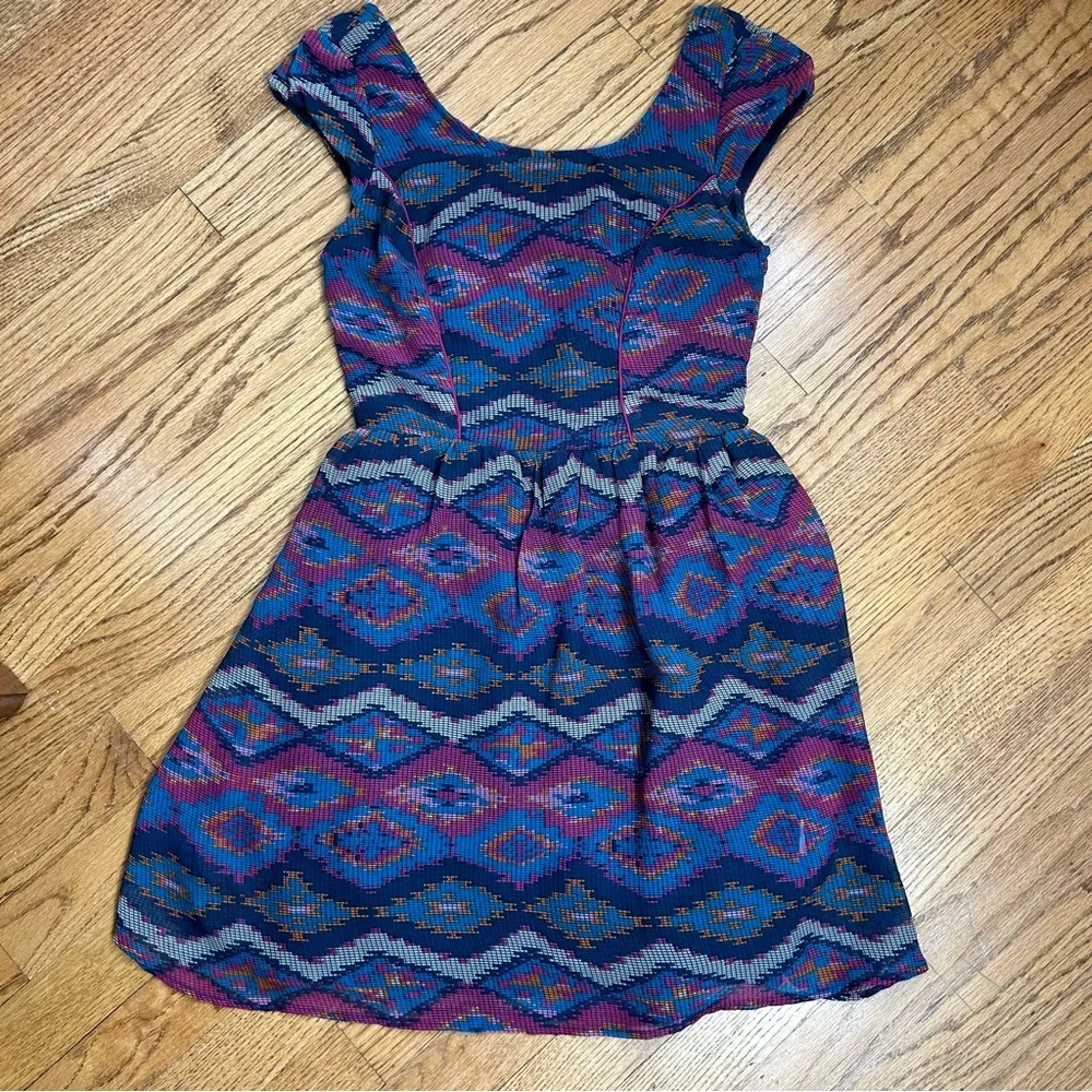 Band Of Gypsies | Geometric Boho Short Sleeve Lined Mini Dress Size XS - Image 9