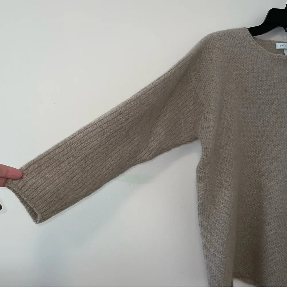 The Limited Vintage Lambswool and Angora Boxy Fit Sweater Size Large - Image 4