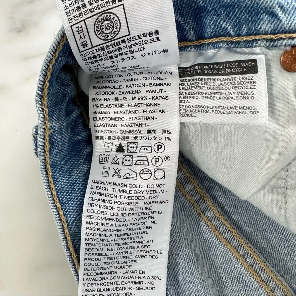 Levi’s Ribcage Denim Shorts• Sz 29 - Image 12