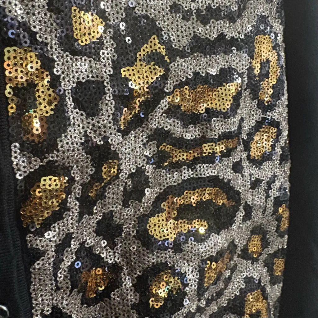 JM Collection Black Sequin Leopard Cardigan Sweater Size Medium Animal Print - Image 4