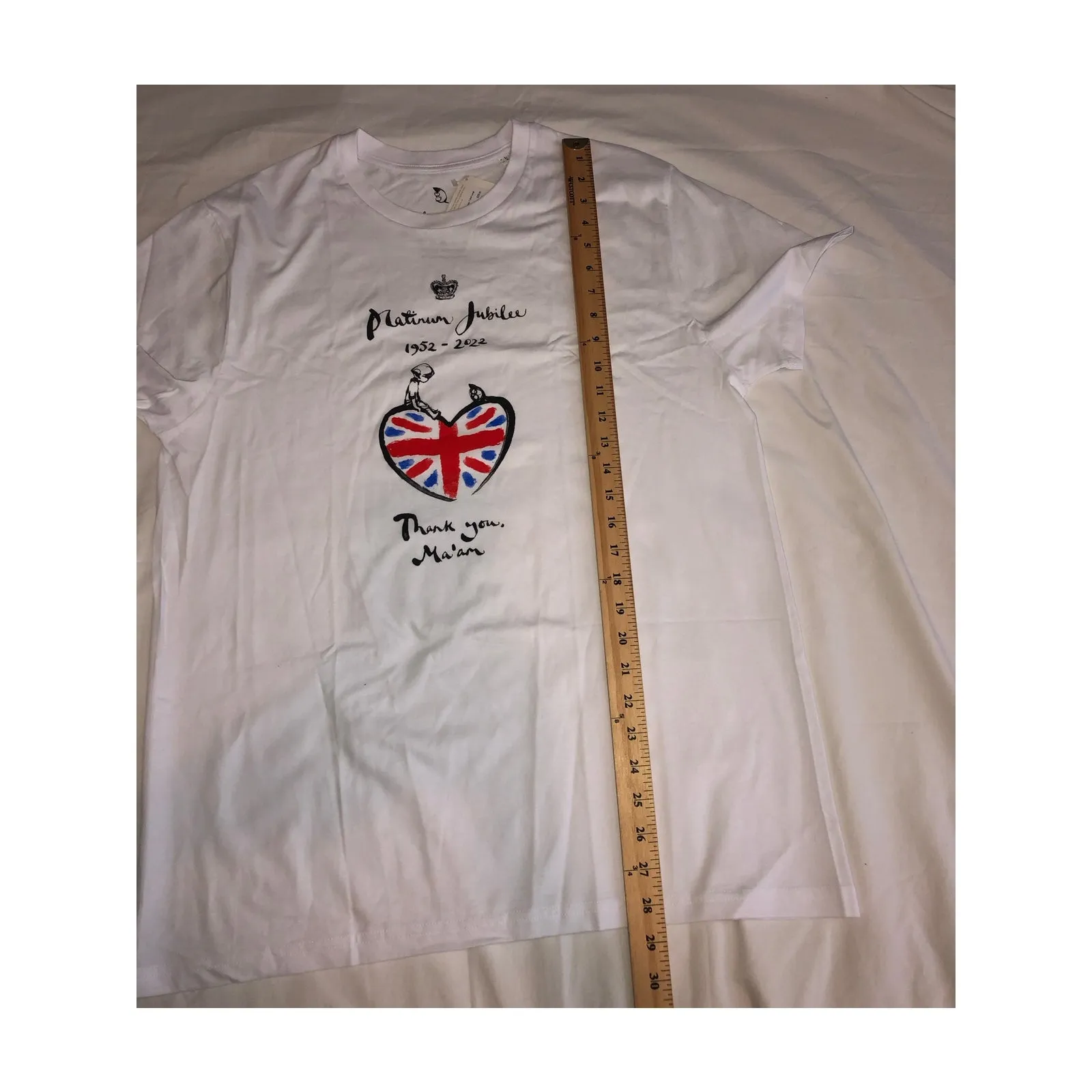 Charlie Mackesy Platinum Jubilee 2022 T - Image 5