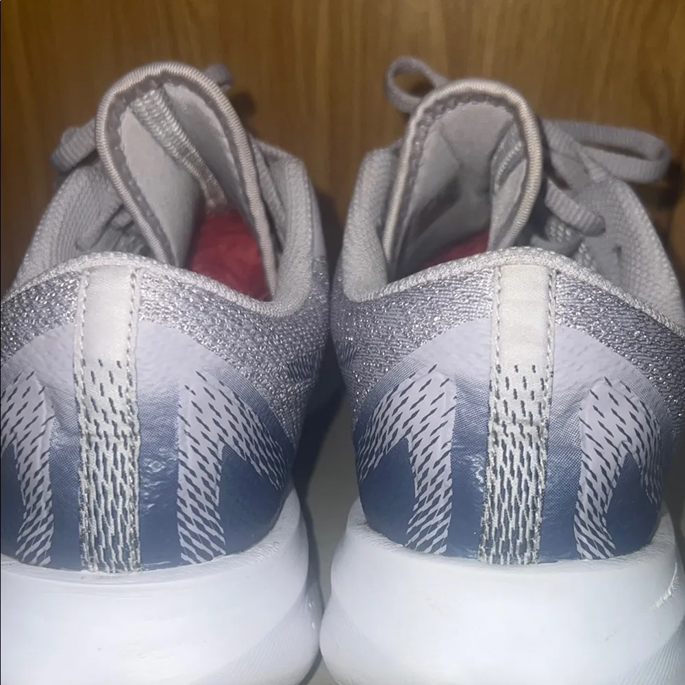 Asics Gray Athletic Shoes - Image 3