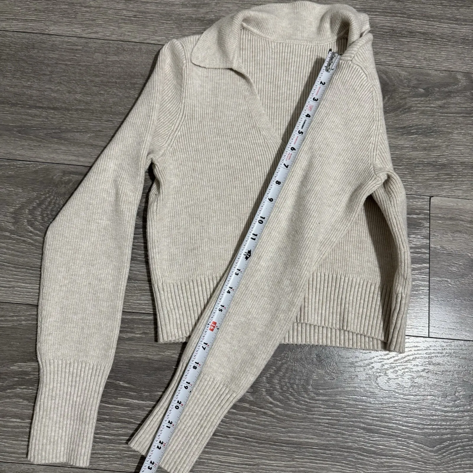 Happily Grey Women Oatmeal V Neck Cropped Stretchy Sweater Size M Gray Size M - Image 10