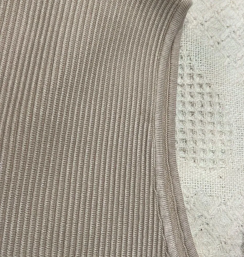 House of Harlow deep V tank - Image 6