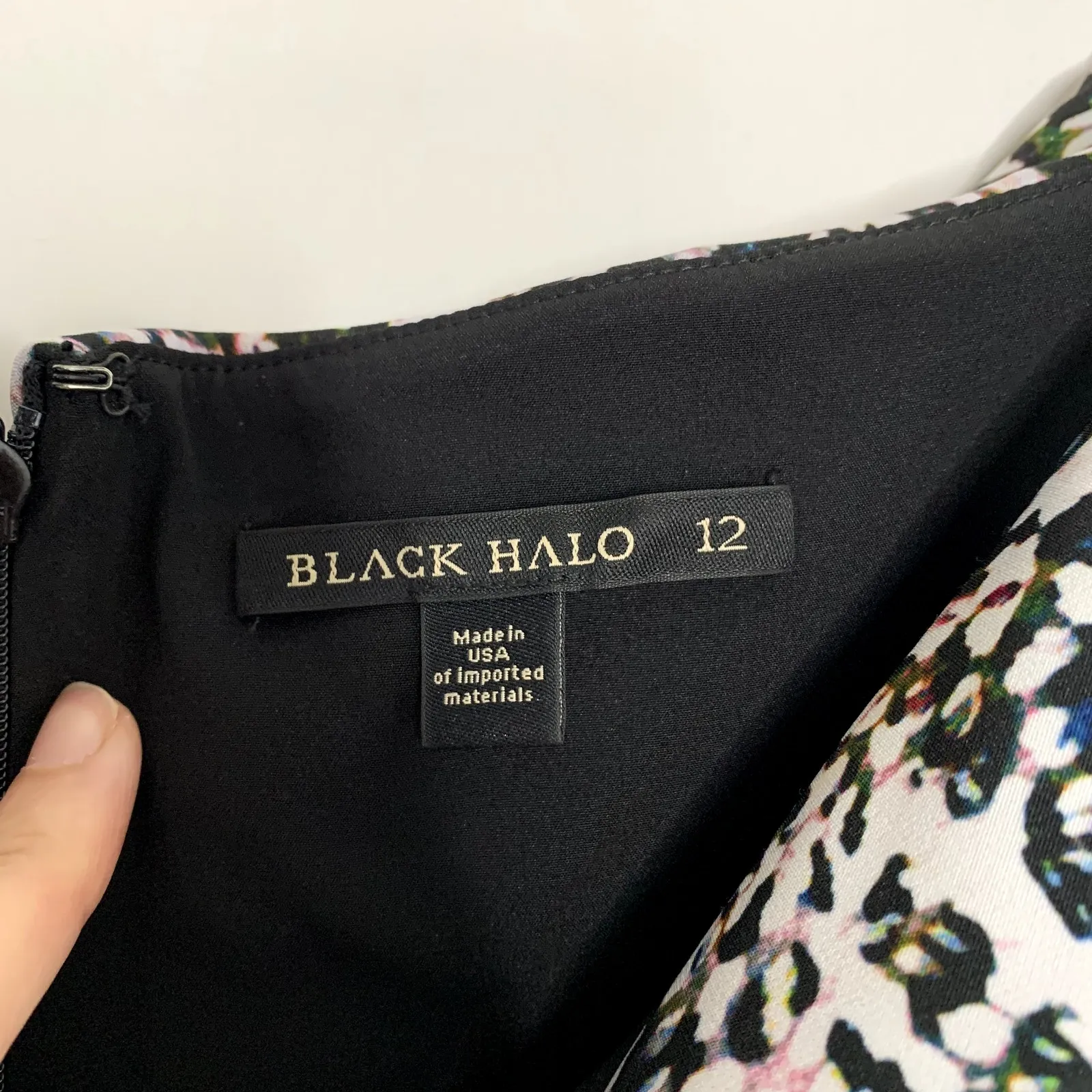 Black Halo Hepburn Kaleidoscope Off Shoulder Dress Womens Size 12 White Black - Image 13